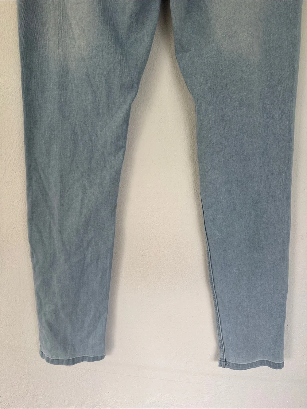 Mugsy Grands light wash spandex stretch men’s slim fit jeans size 34x36